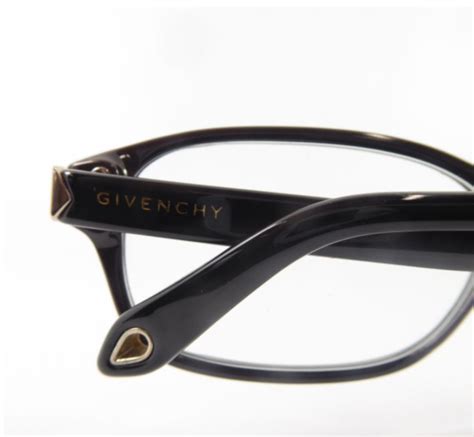 Givenchy VGV 831 Full Rim W4895 